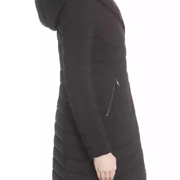 Moncler Barge Asymmetric-Zip Black Quilted Down-filled Coat Size 00 $2250 - Picture 3 of 12